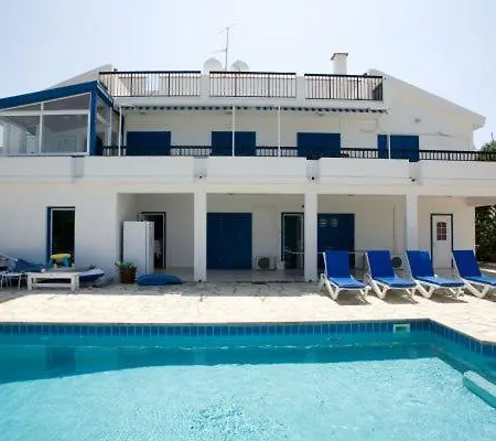 Amalia Villa