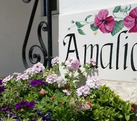 Amalia *